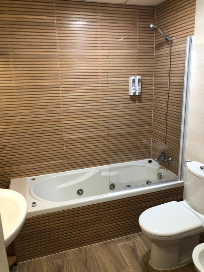 Faro12 Playa & Piscina & Parking Privado Lejlighed Benalmádena Eksteriør billede